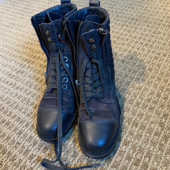 Chanel boots - Picture 2 of 2